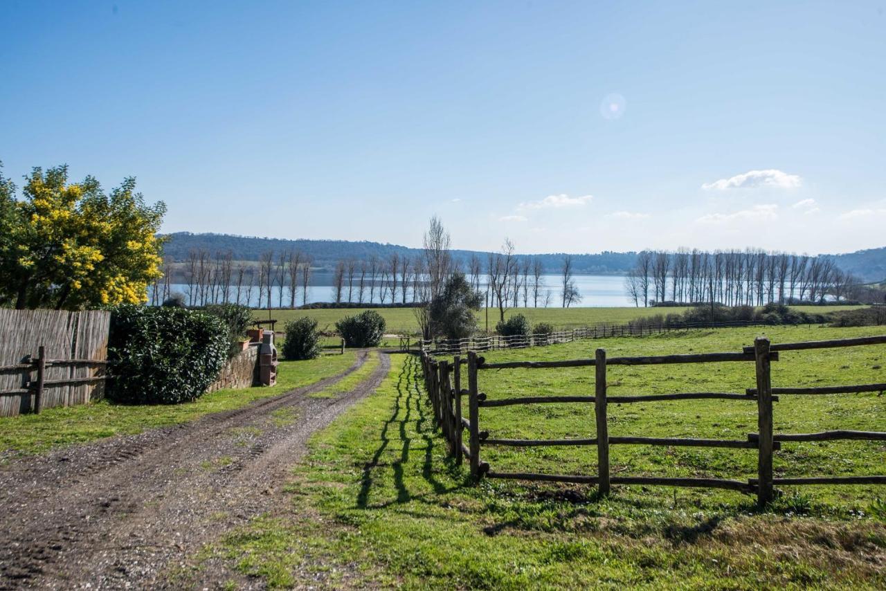 Il Castoro Di Martignano Villa Anguillara Sabazia Luaran gambar